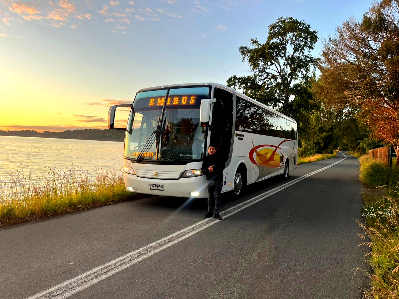 Bus EmiBus 19 - Flota moderna y confortable