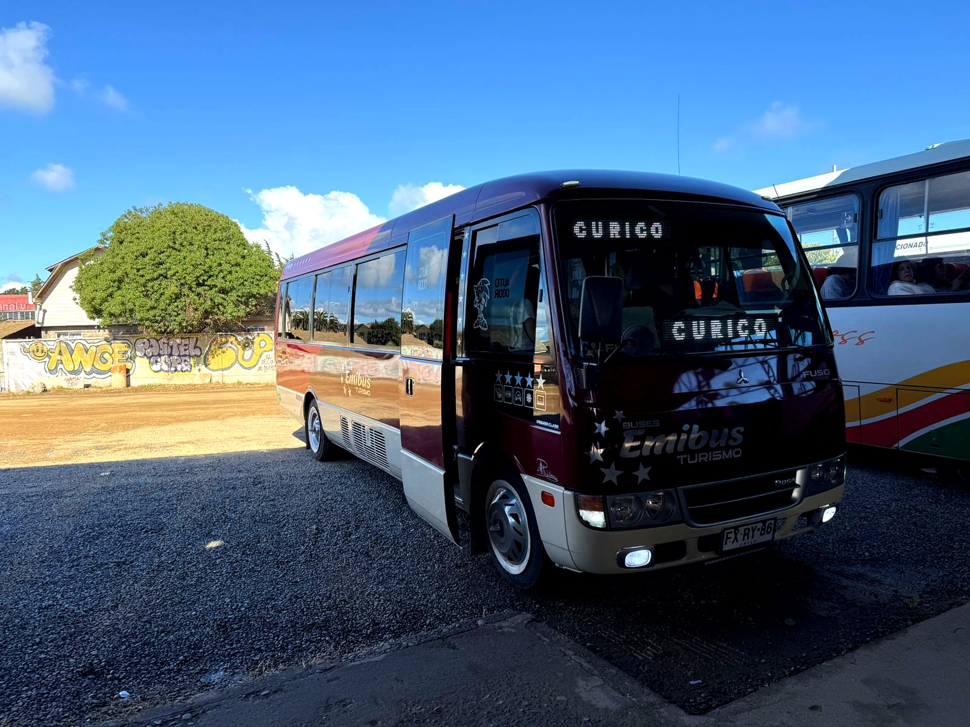 Bus EmiBus 32 - Flota moderna y confortable