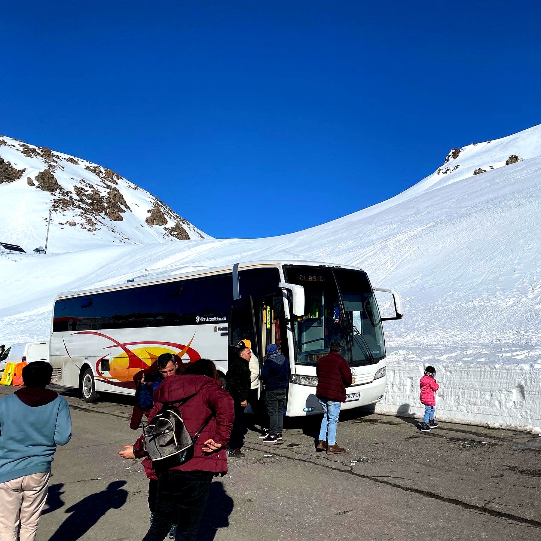Bus EmiBus 6 - Flota moderna y confortable